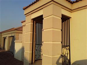 3 Bed Duet in Amberfield