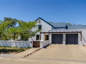 3 Bedroom House in Croydon Olive Estate