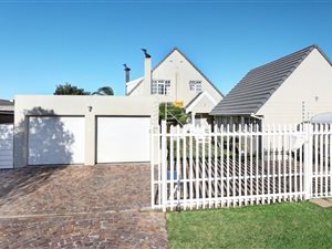 4 Bed House in Wellway Park East