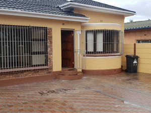 3 Bed House in Goodwood