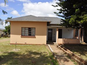12 Bed House in Mthata