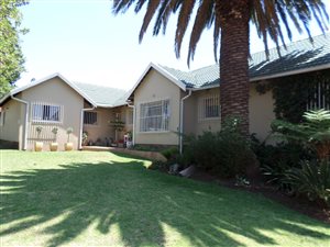 4 Bed House in Brackendowns