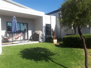 3 Bed Cluster in Jackal Creek Golf Estate