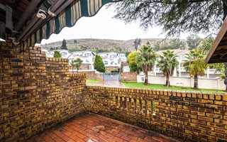2 Bedroom Apartment in Bruma