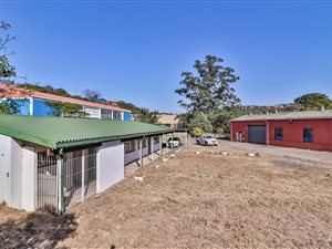 522 m² Industrial space in Queensmead Industrial