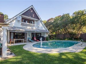 4 Bedroom House in Cowies Hill
