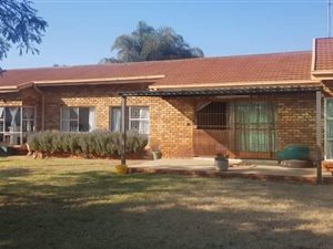 2.2 ha Land available in Winternest