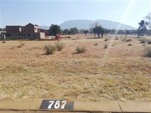 843 m² Land available in Gateway Manor