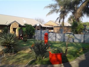 4 Bed Townhouse in Mountain View