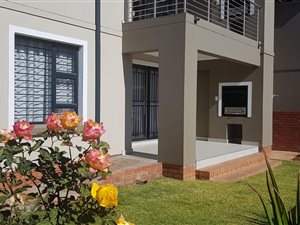 3 Bed Simplex in Golden Fields Estate