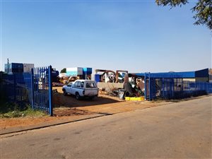 2200 m² Industrial space in Activia Park