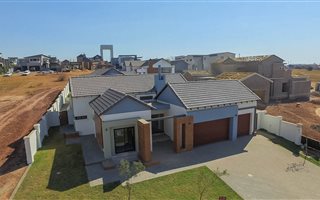 4 Bedroom House in Midstream Ridge Estate