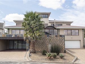 5 Bed House in Rosendal