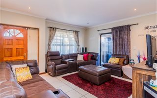3 Bedroom Townhouse in Sonstraal Heights