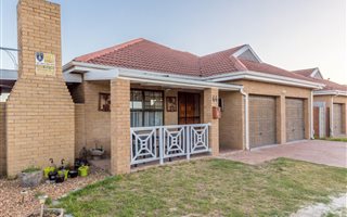 3 Bedroom Townhouse in Sonstraal Heights