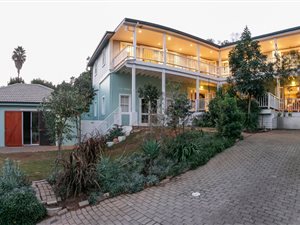 6 Bedroom House in Knysna Central