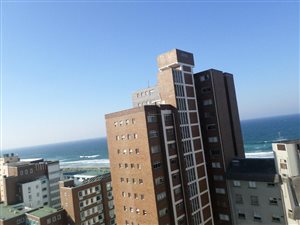 3 Bed Apartment in North Beach