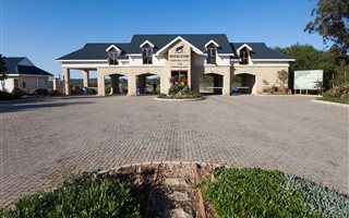 1574 m² Land available in Port Elizabeth Central