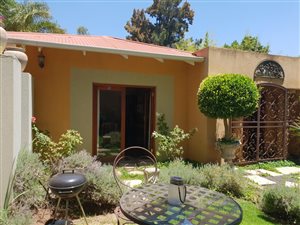 1 Bed House in Fontainebleau