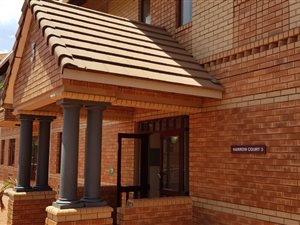 135 m² Office Space in Houghton Estate