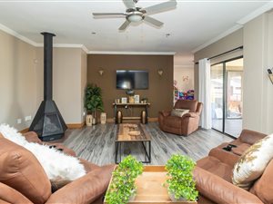 4 Bed House in Presidents Dam