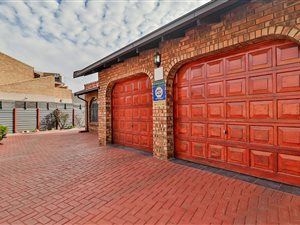 3 Bed House in Mackenzie Park