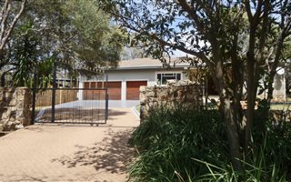2 Bedroom House in Lanseria and surrounds