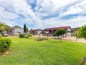 2 Bed Apartment in Wilgeheuwel