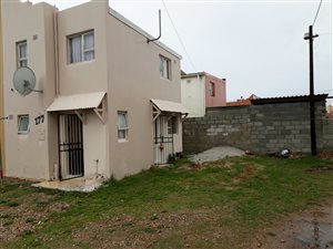 2 Bedroom Duplex in Algoa Park