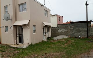 2 Bedroom Duplex in Algoa Park
