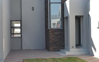 5 Bedroom House in Copperleaf