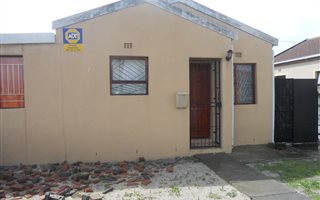 2 Bedroom House in Highbury