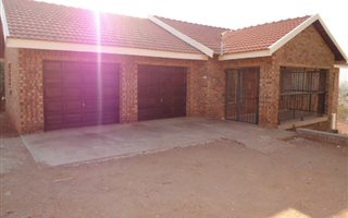 4 Bedroom House in Burgersfort