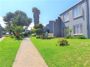 1 Bed Apartment in Radiokop