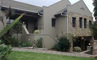 4 Bedroom House in Kanonberg
