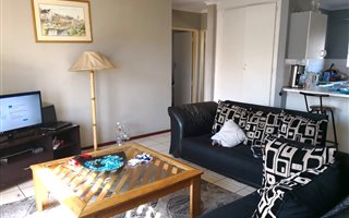 2 Bedroom Apartment in Weltevreden Park