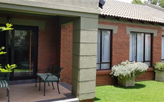 3 Bedroom Simplex in Boardwalk Meander