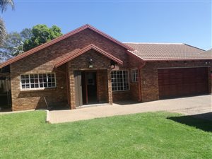 3 Bed House in LesMarais