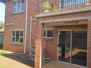 2 Bed Apartment in Roosevelt Park