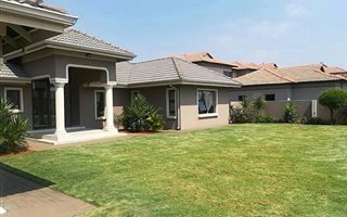 3 Bedroom House in Helderwyk Estate