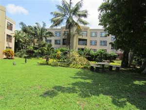 2 Bed Apartment in Umhlanga Rocks