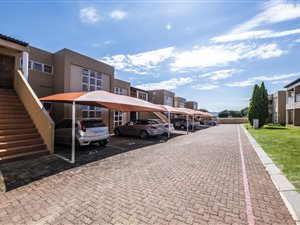 2 Bed House in Mondeor