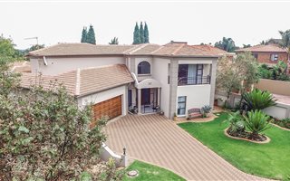 4 Bedroom House in Glen Erasmia