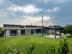 4 Bed House in Hazeldean (Silverlakes Surroundings)