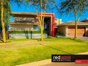 4 Bed House in Lombardy Estate