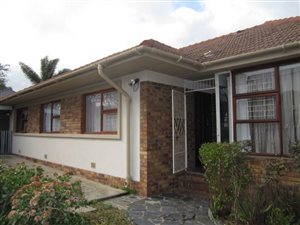 3 Bed House in Boston