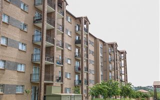 0.5 Bedroom Apartment in Annlin