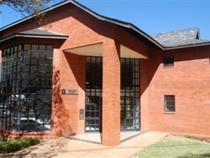 886 m² Office Space in Sandton CBD