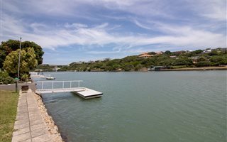 788 m² Land available in Royal Alfred Marina