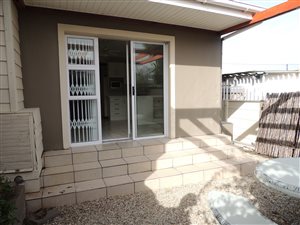 1 Bed House in Sandbaai